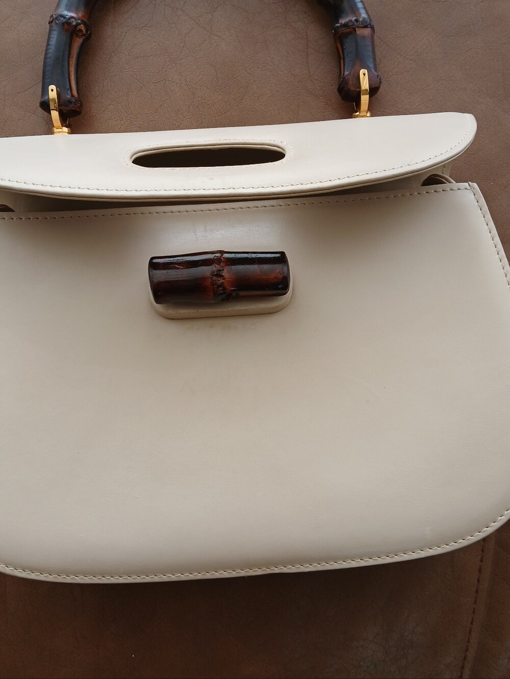 Vintage Gucci classic bamboo handle bag - Picture 3 of 16